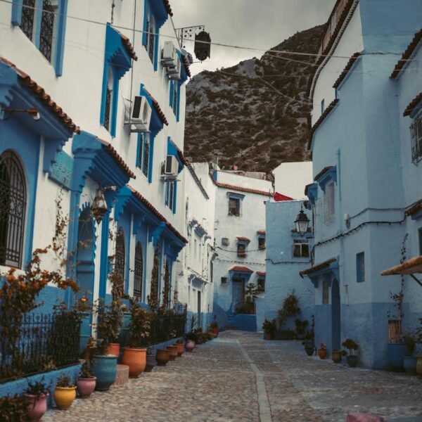 Tour de 6 Días desde Ouarzazate al Desierto, Fez y Tánger