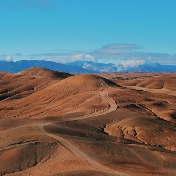 Excursión de un Día al Desierto de Agafay desde Marrakech – Paseo en Camello o Quad Biking